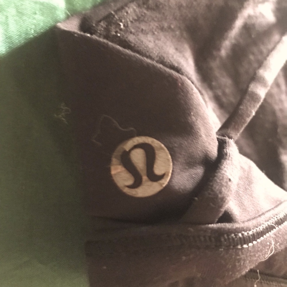 Lululemon black sports bra with strappy back